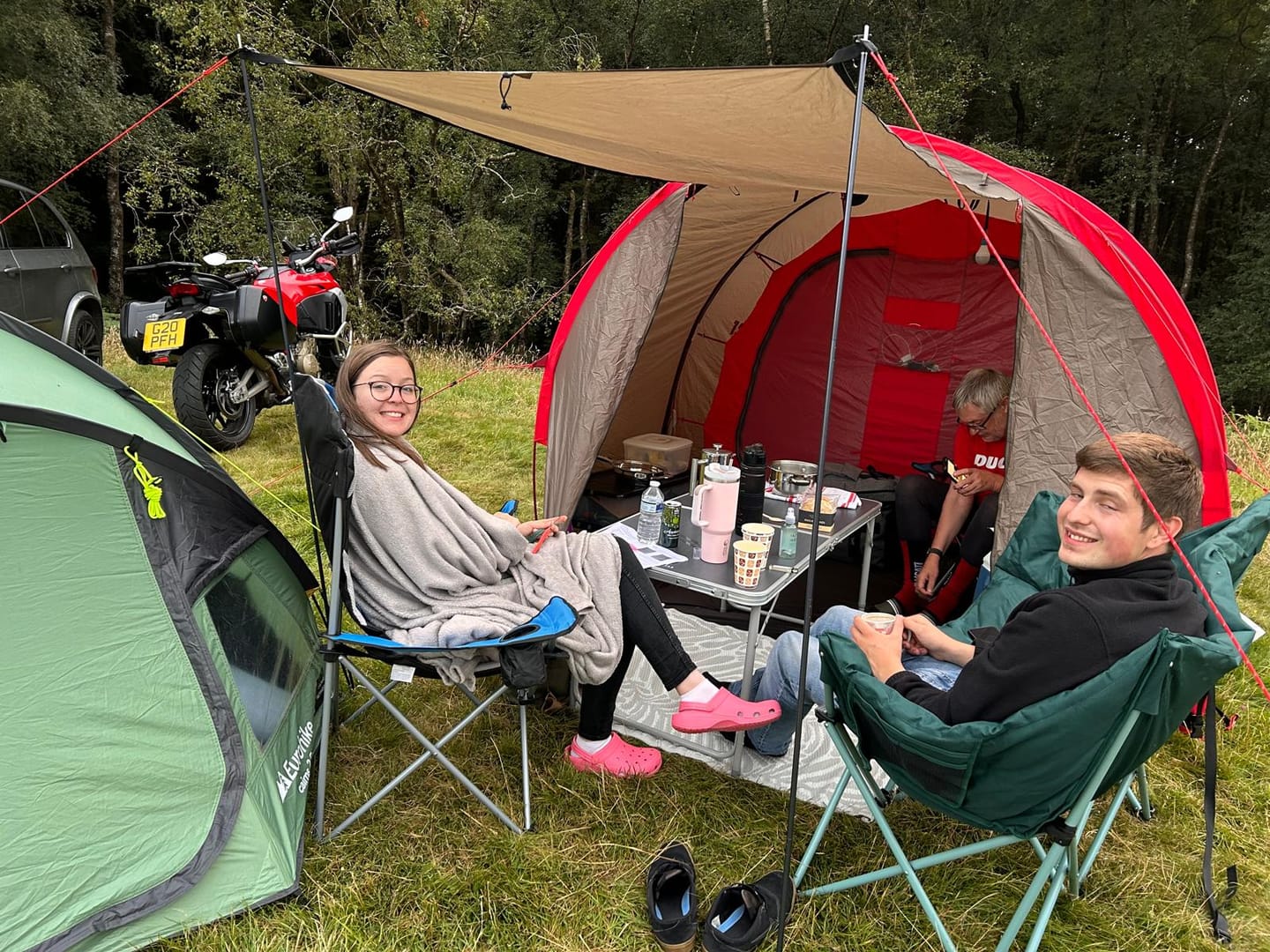Customer photo review of MotoTent Awning Kit