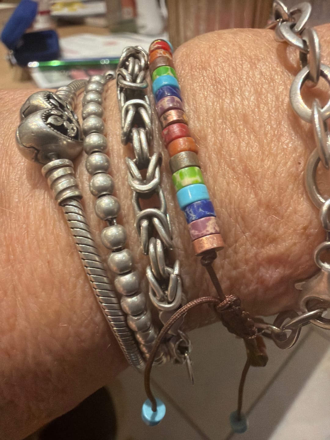 Customer photo review of 7 Chakren Energiearmband aus Jaspis