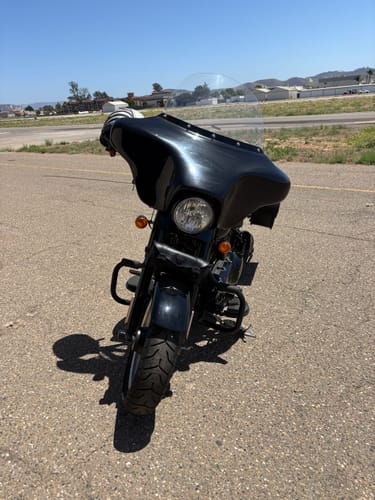 Customer photo review of 28L - Baelor Medium Quick Mount Motorcycle Saddlebags for Harley Softail Fat Boy FLSTF/I
