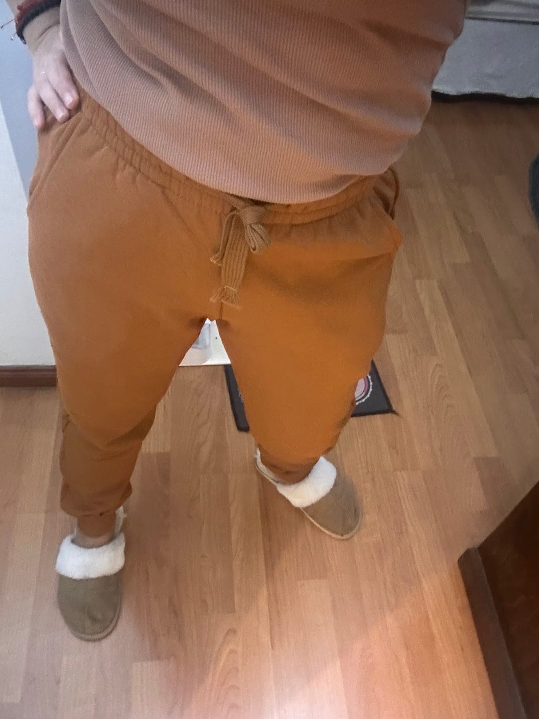 Customer photo review of Pantalón Buzo Palazzo - Marrón