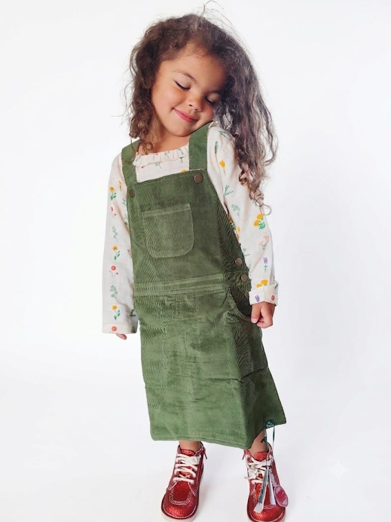 Customer photo review of Botanical Collar Classic Blouse