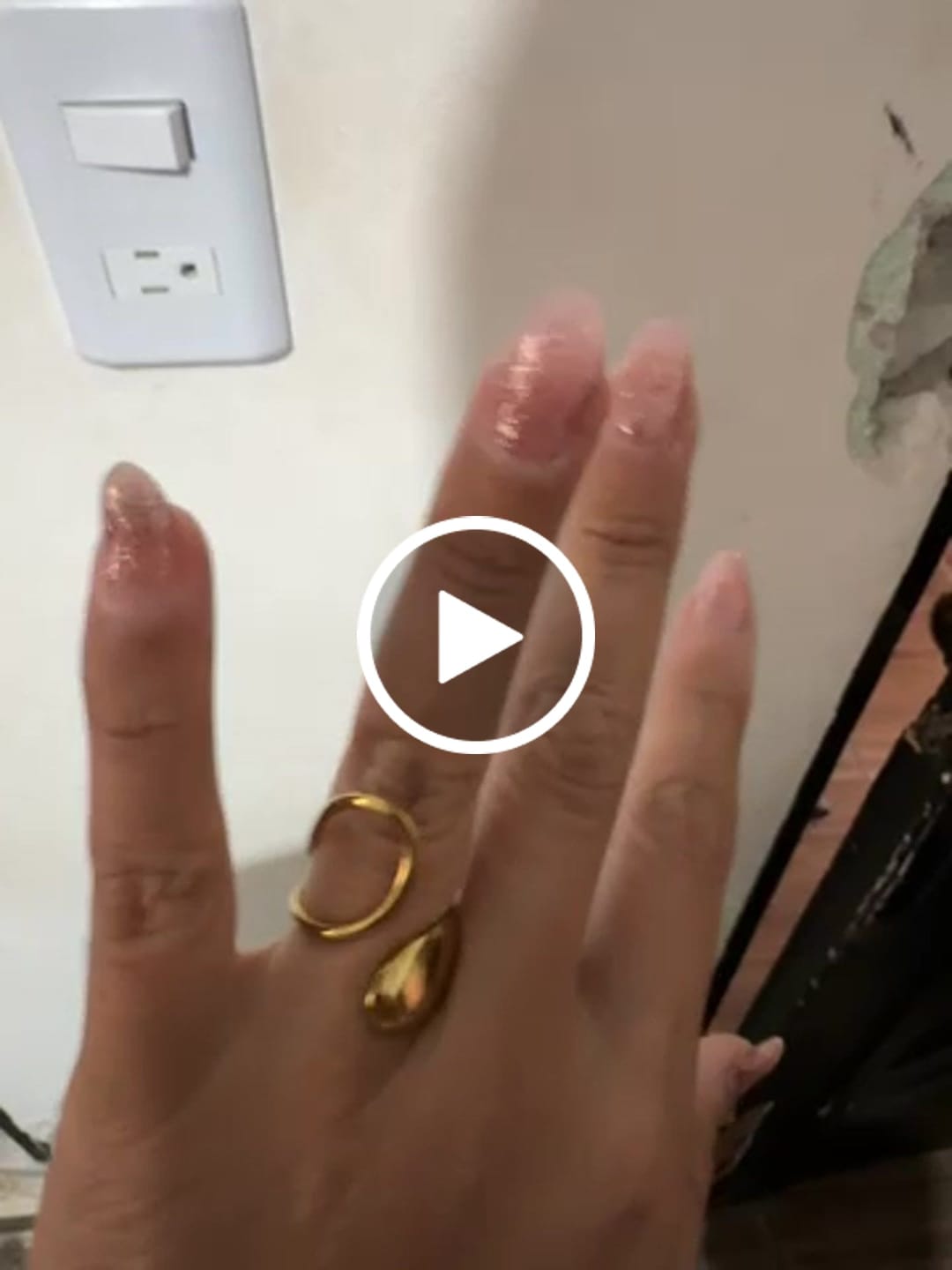Customer video review of Anillo Alas