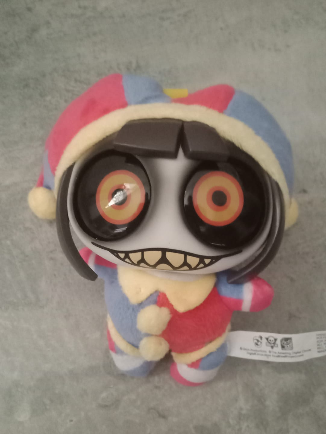 Customer photo review of Pomni Pendantz Blindbox