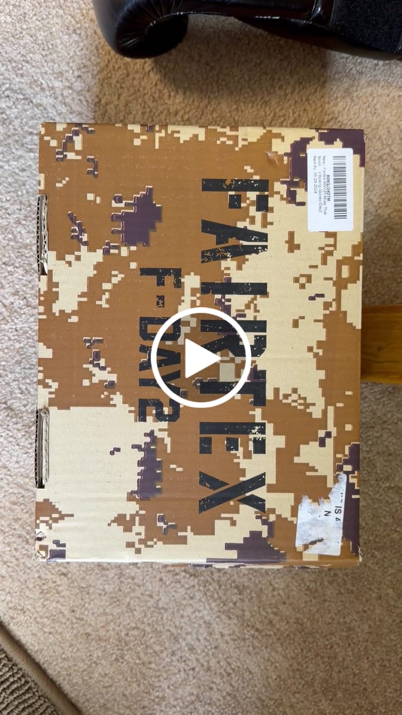 Customer video review of Fairtex Microfibre Boxing Gloves Muay Thai Boxing - BGV25, FDay2 Limited Edition