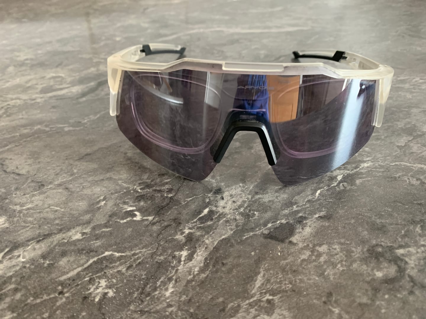 Customer photo review of KAPVOE Sunglasses Replacement Nose Pad