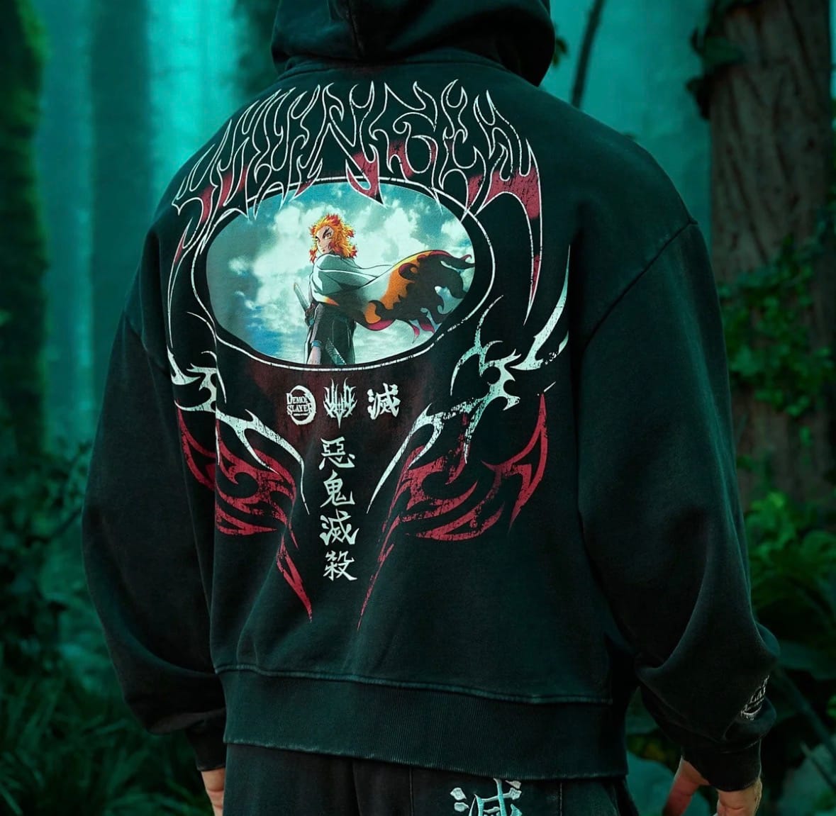 Customer photo review of 5068 - Demon Slayer: Kimetsu no Yaiba - Hoodies