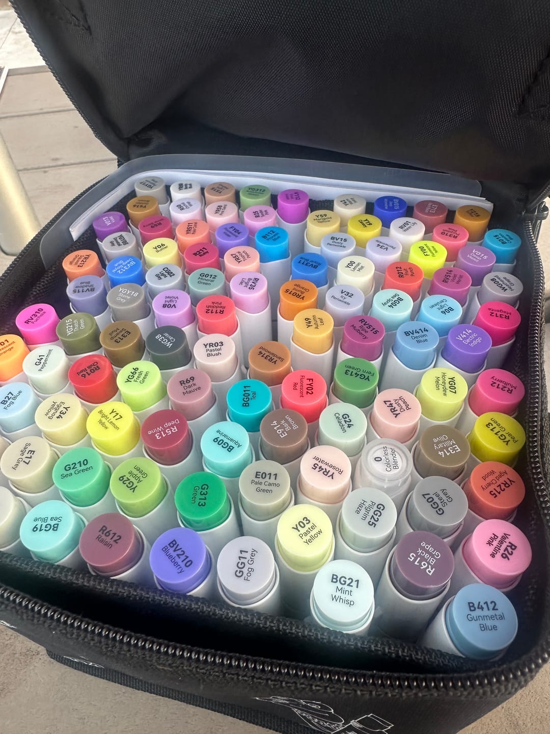 Customer photo review of Ohuhu Honolulu 104 Colors Dual Tips Alcohol Art Markers (New Color Codes)