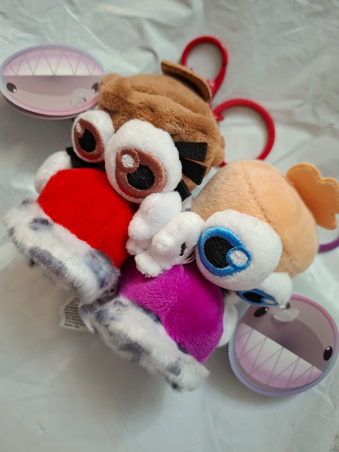 Customer photo review of Kinger & Queenie Magnetic Plush Keychains