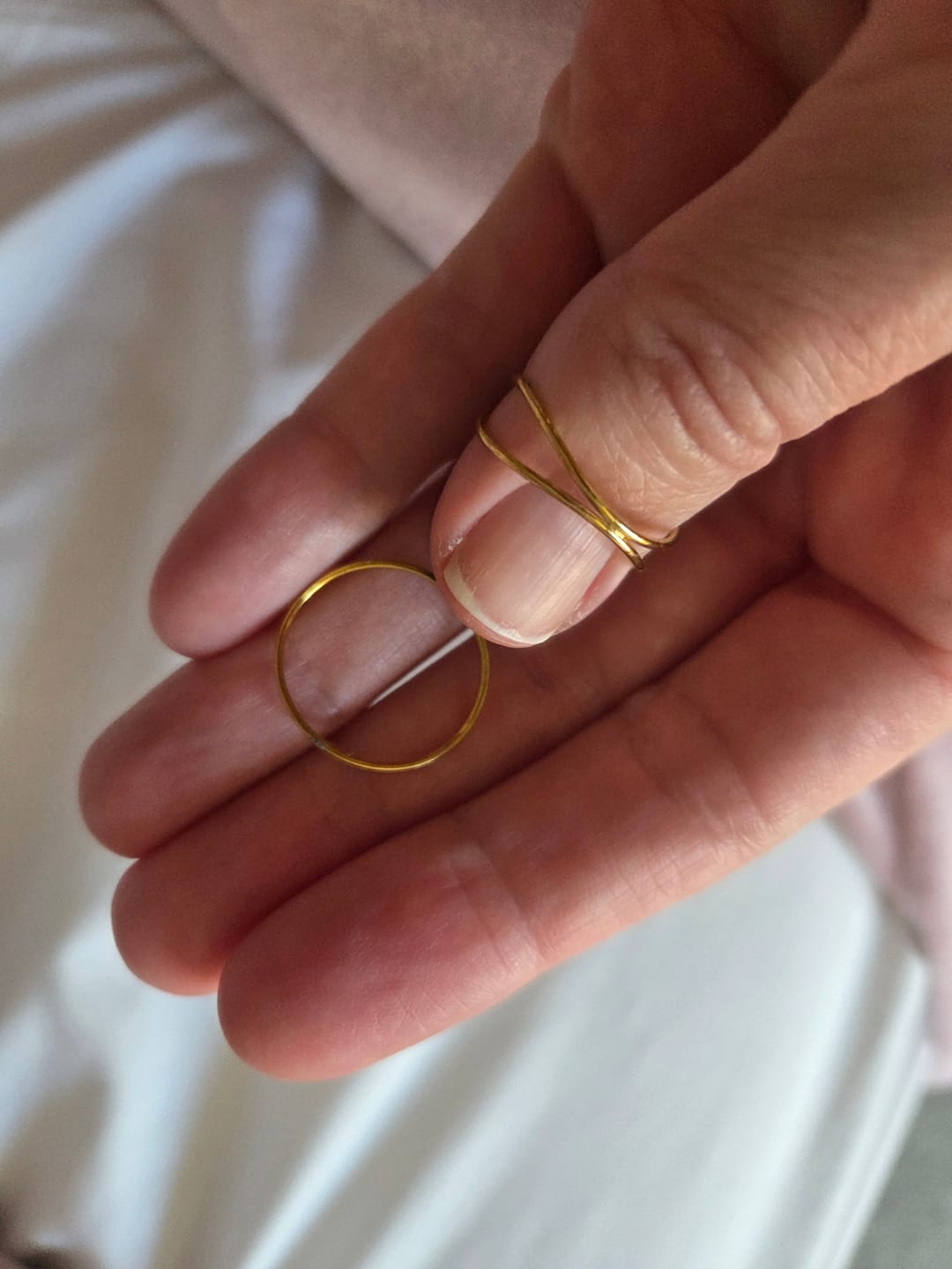 Customer photo review of Gold Infinity Loop Ring