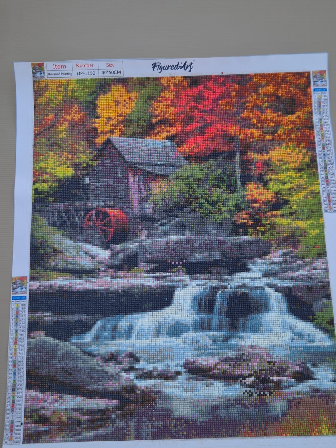 Customer photo review of Broderie Diamant - Relais de Montagne et Cascade
