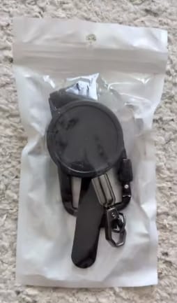 Customer photo review of SafePhone™ Correa Colgante Antirrobo para Móvil
