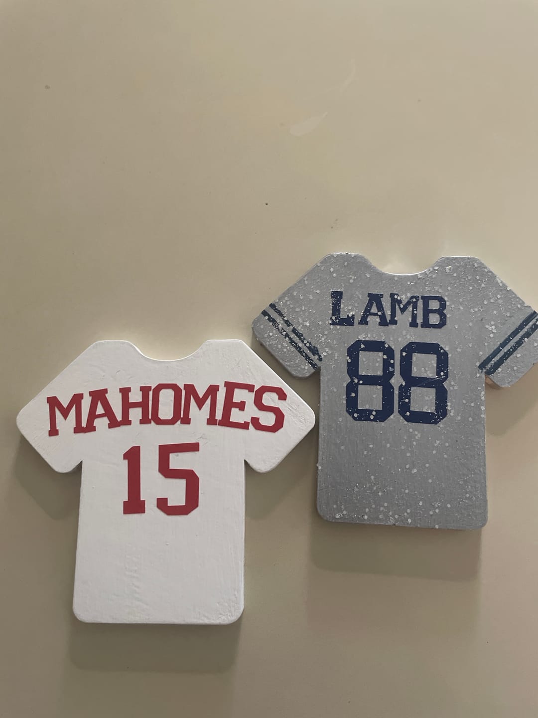 Customer photo review of Unfinished Wood Shirt T Shirt Jersey Shape - Craft - up to 46" DIY
