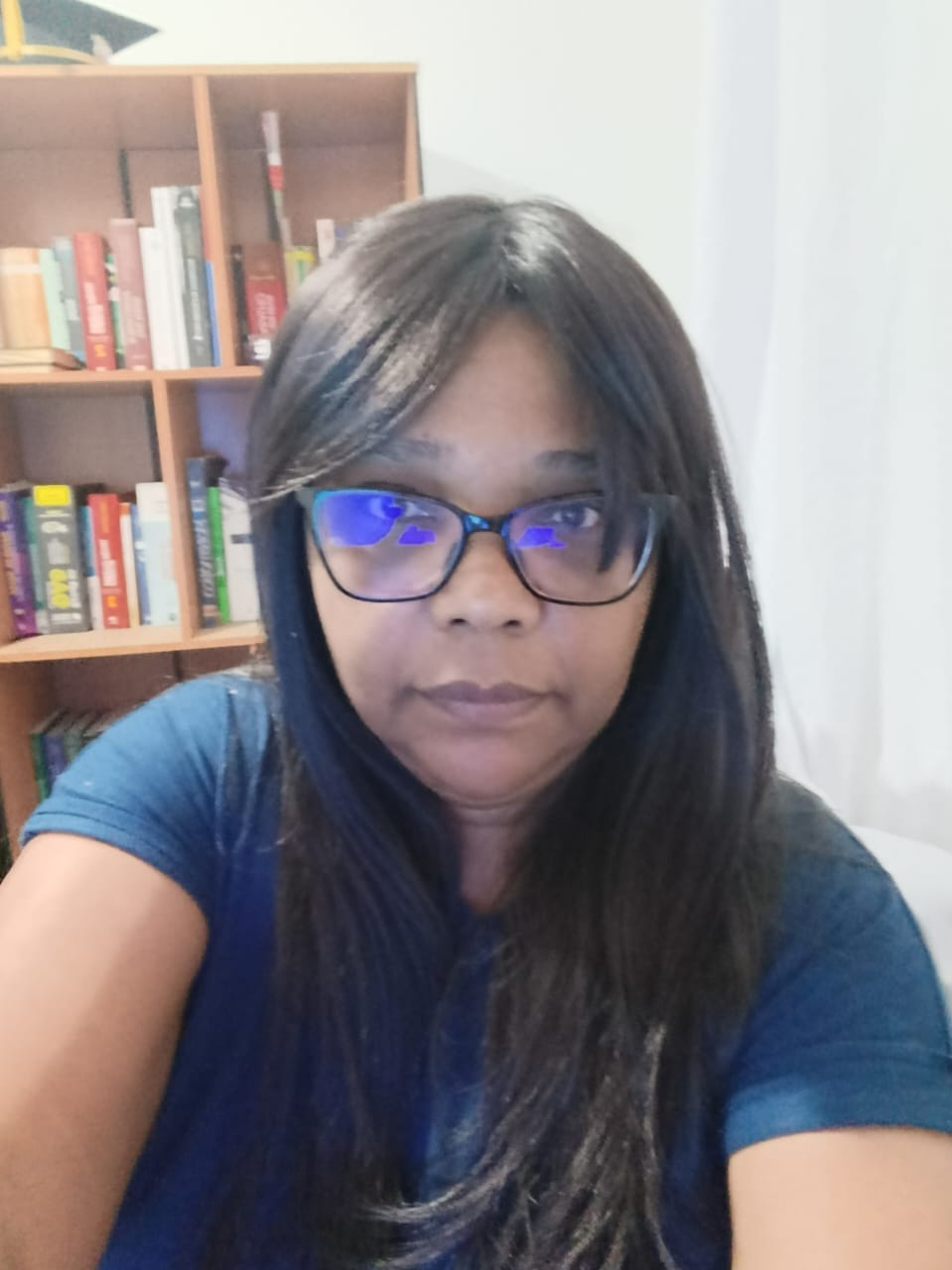 Customer photo review of Peruca Lauane Castanho Escuro com Franja (Premium)