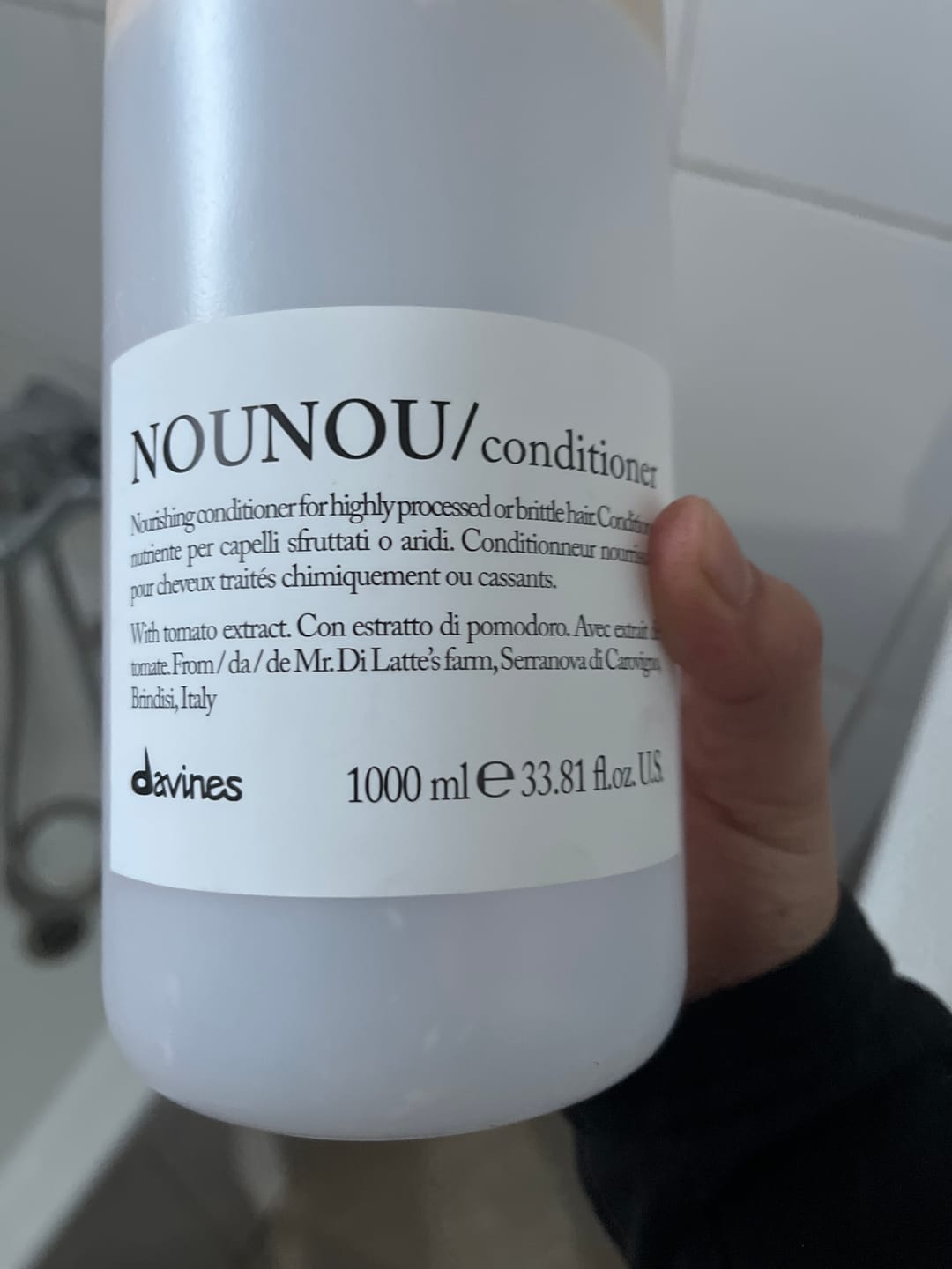 Customer photo review of Shampoo Nutritivo Reparador Essential Nounou Davines