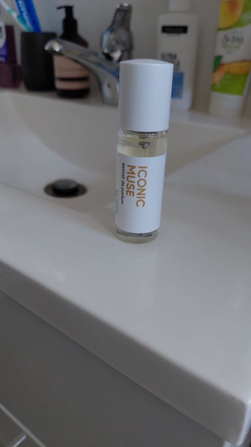 Customer photo review of Iconic Muse