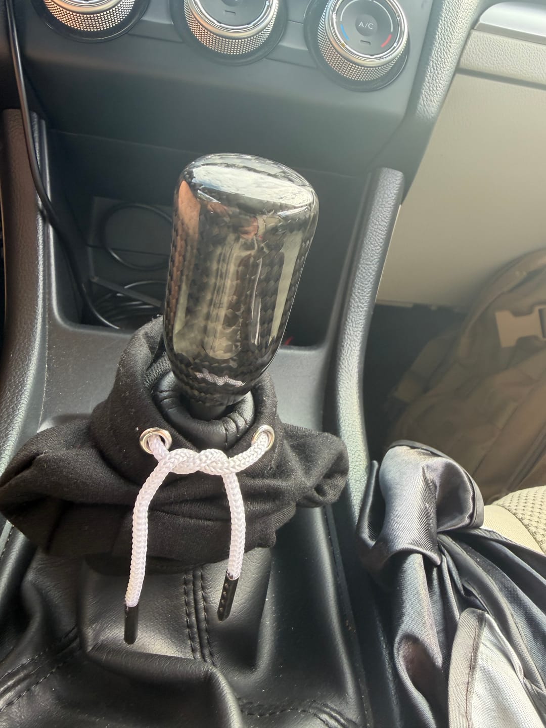 Customer photo review of Damaged Shift Knobs