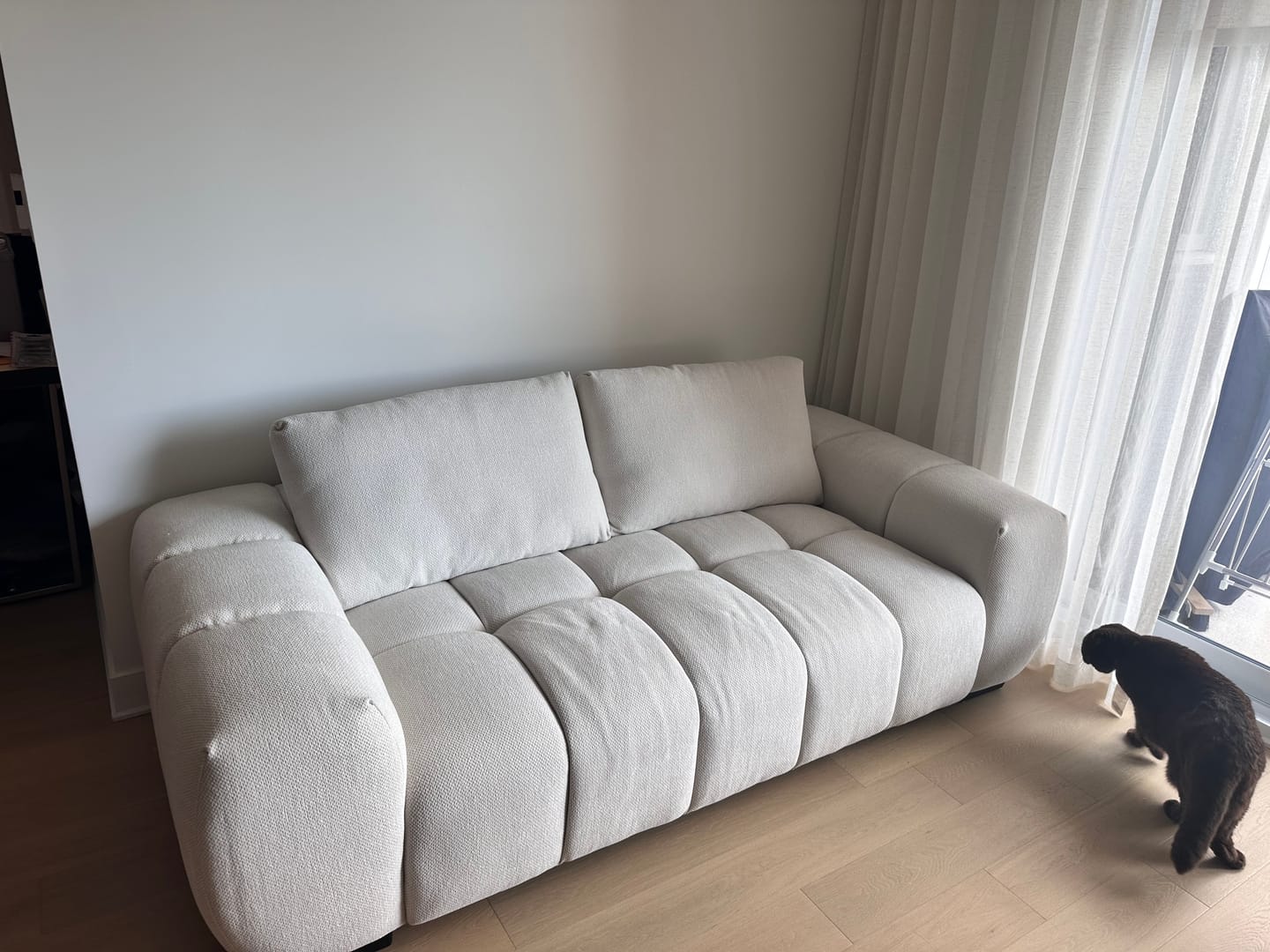 Customer photo review of OLIVIA - Sofa 87" beige crème