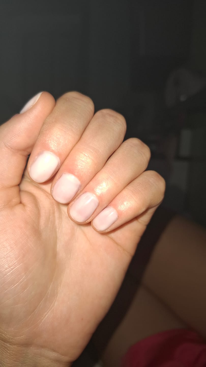 Customer photo review of Top Coat GLOSSY - gloss effect WHITE 10 ml LCI - Lattiginoso