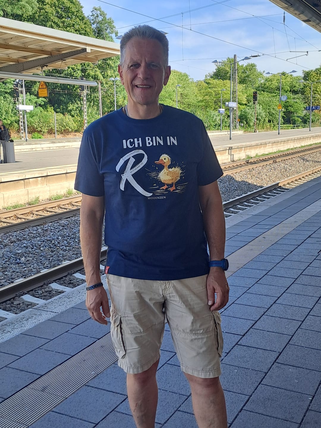 Customer photo review of Ich Bin In Rente Ente · Unisex Premium Bio T-Shirt