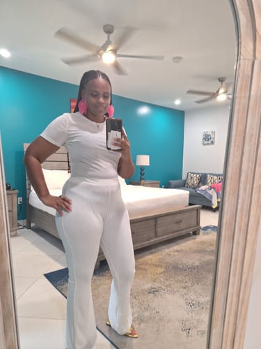 Customer photo review of Shimmer Pants Set