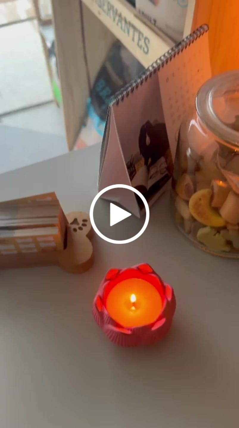 Customer video review of Fragancia CHAKRA ESSENCE