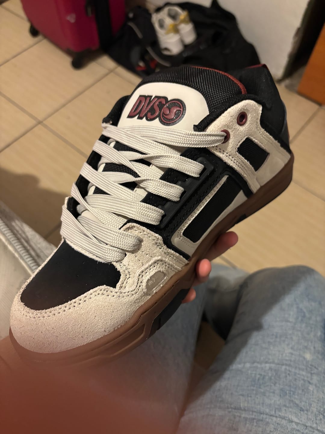 Customer photo review of Zapatillas Dvs Comanche Hombre Gris