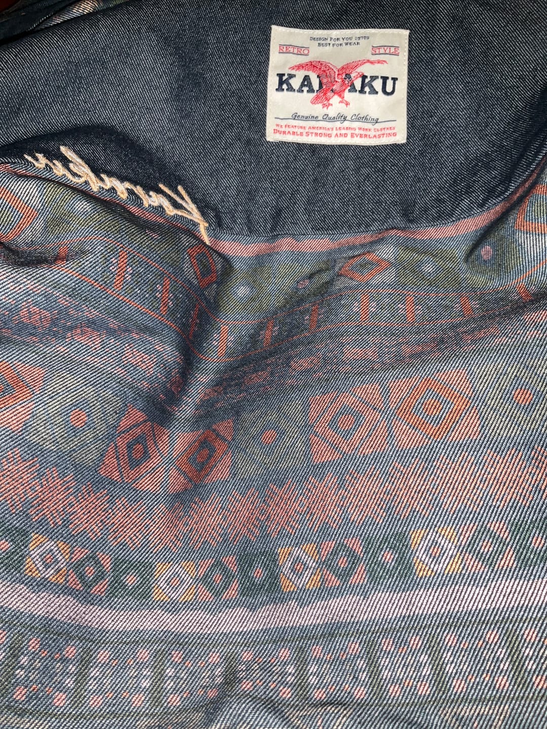 Customer photo review of 「KaraKu」ロゴ刺繡　紅白ヒモ付き裏エスニック調柄デニムシャツ