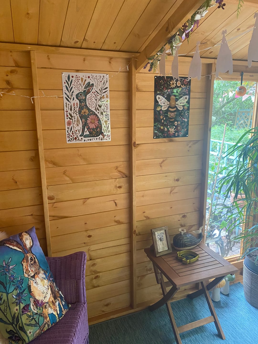 Customer photo review of Metal Wall Sign - Hare Scandinavian Style - 11 x 16 inch