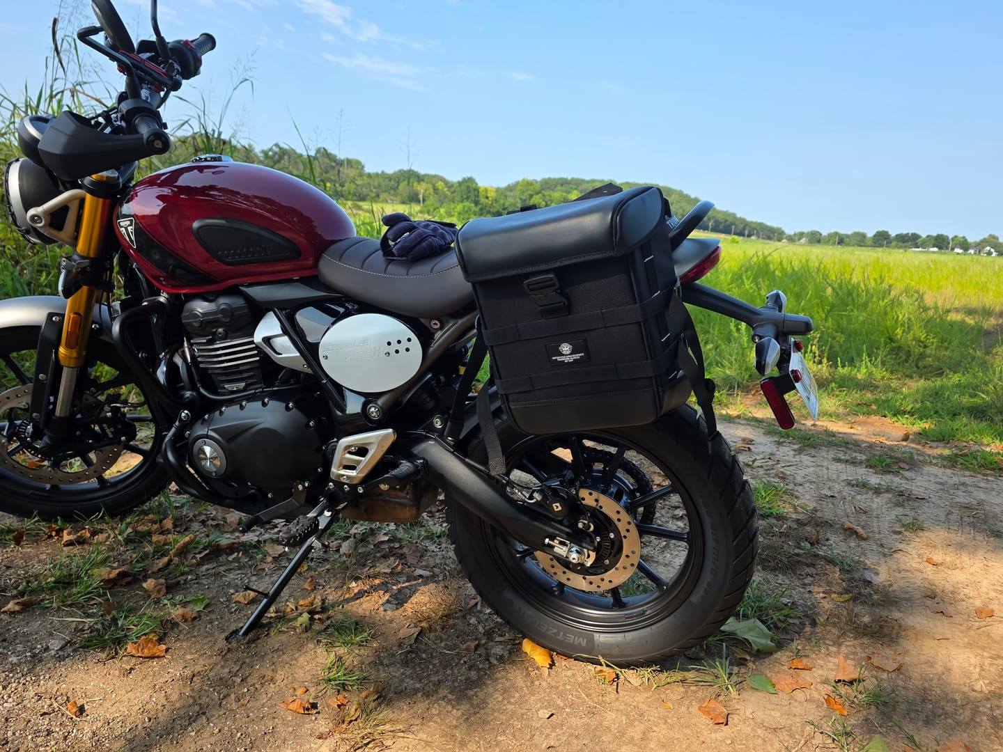 Customer photo review of 15L - Incognito Quick-Mount Medium Triumph Scrambler 400 X Solo Saddlebag (Left Only)