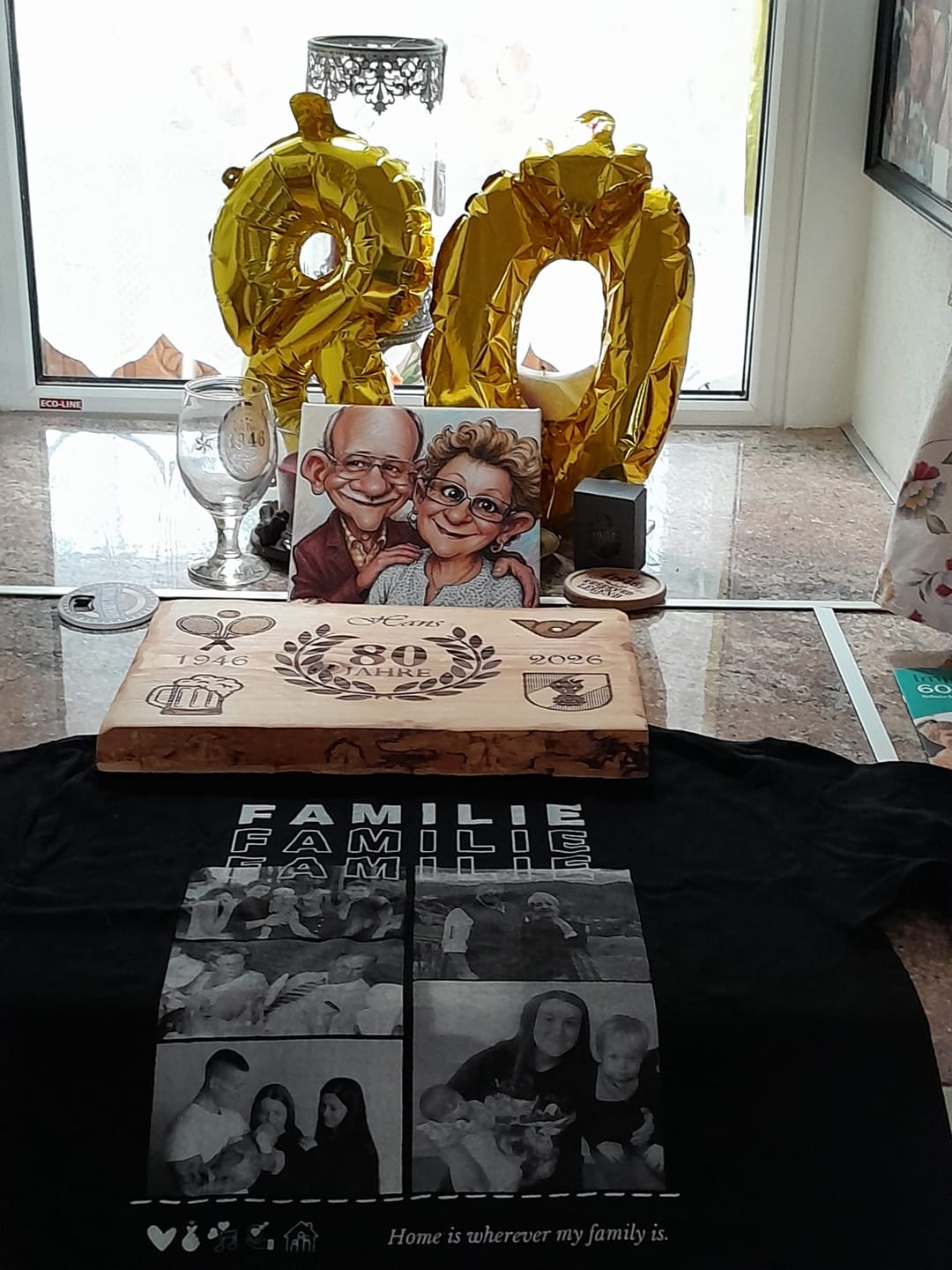 Customer photo review of Meine Familie, Team Chaos - Personalisiertes Foto T-Shirt für die ganze Familie (Schwarz, 100% Baumwolle, Unisex)
