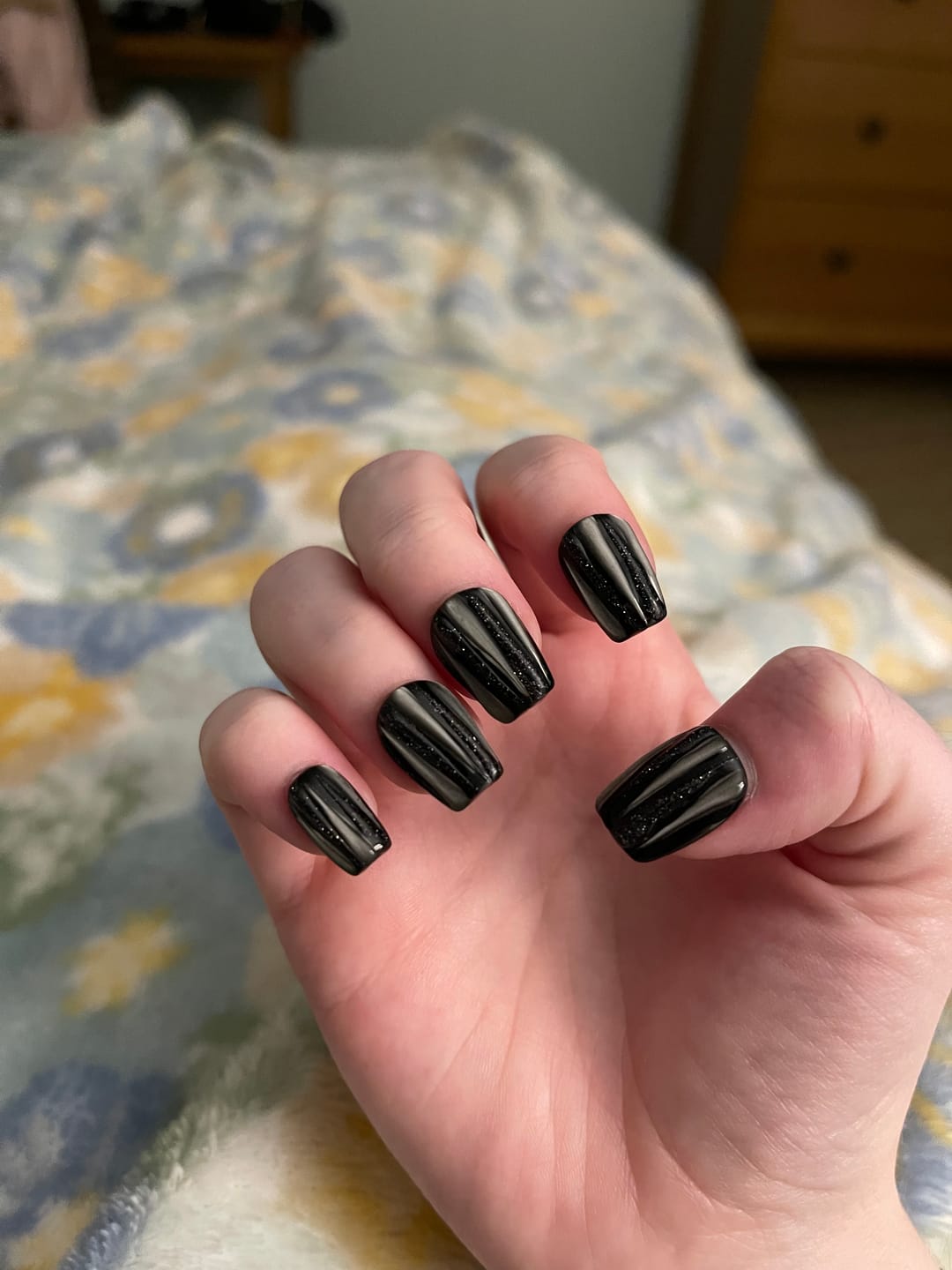 Customer photo review of Glitter Logic·Black