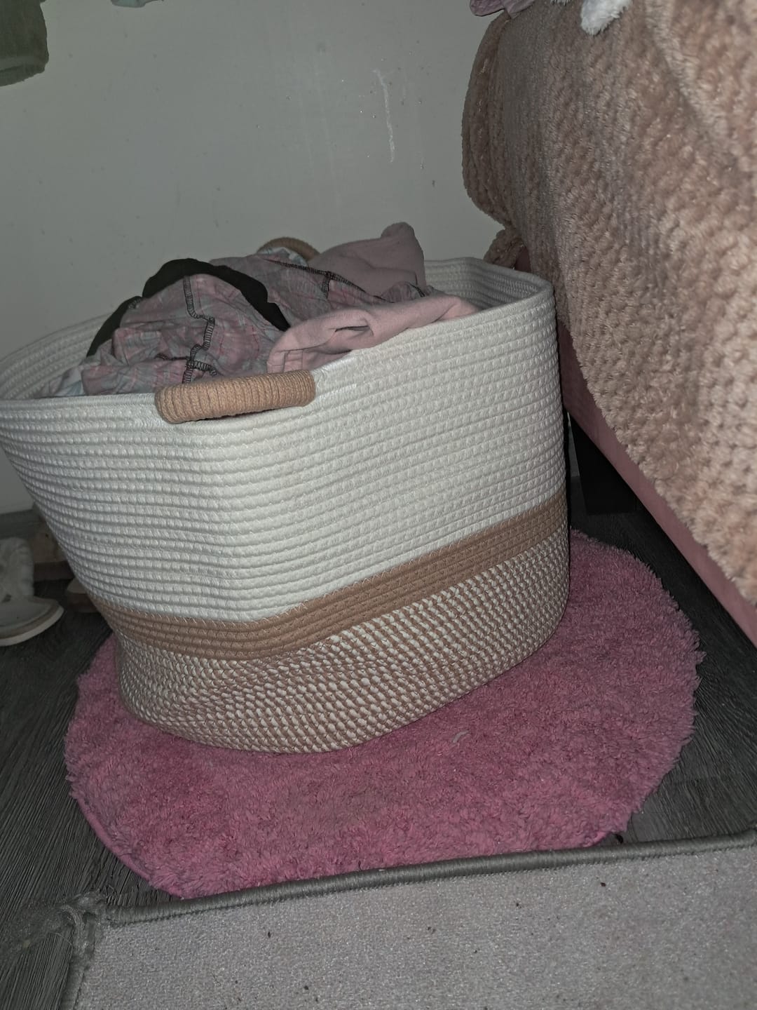 Customer photo review of Canasto Ropa Sucia 50cm Cesto Organizador Con Asa Juguetes Blanco Y Cafe