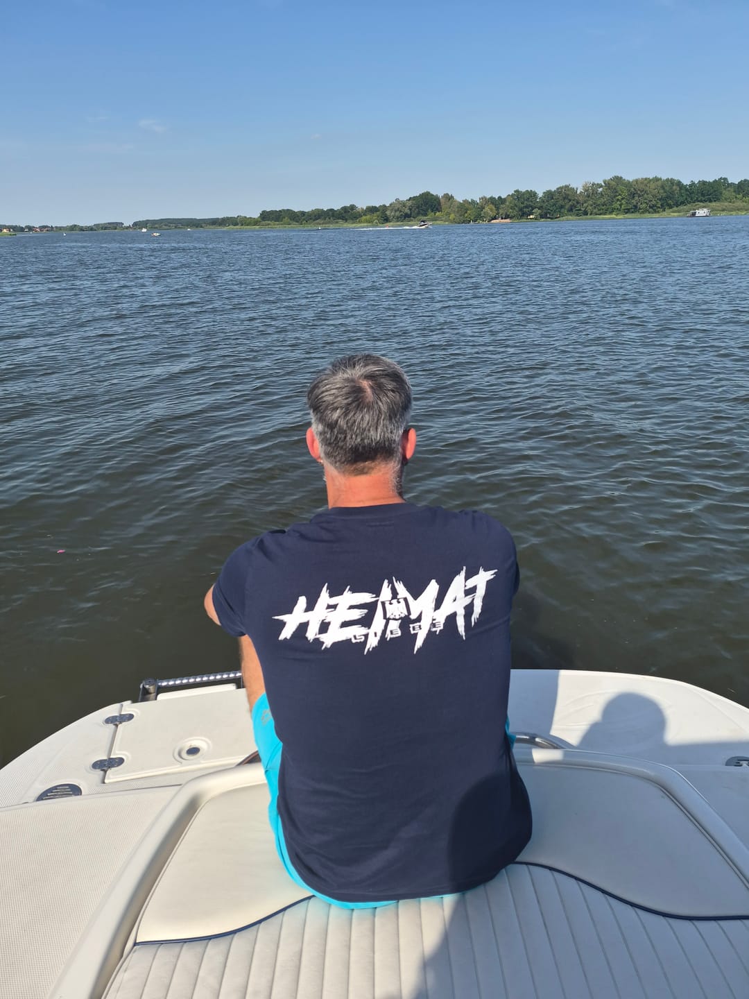 Customer photo review of Shirt - Heimatliebe - Navy