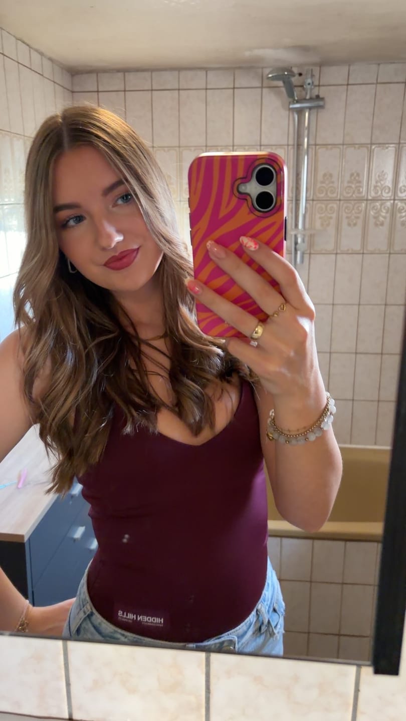 Customer photo review of LABEL BODYSUIT DARK PLUM