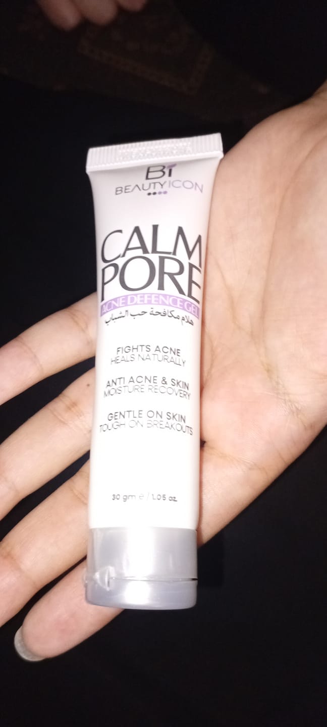 Customer photo review of Calm Pore Acne Defence Gel