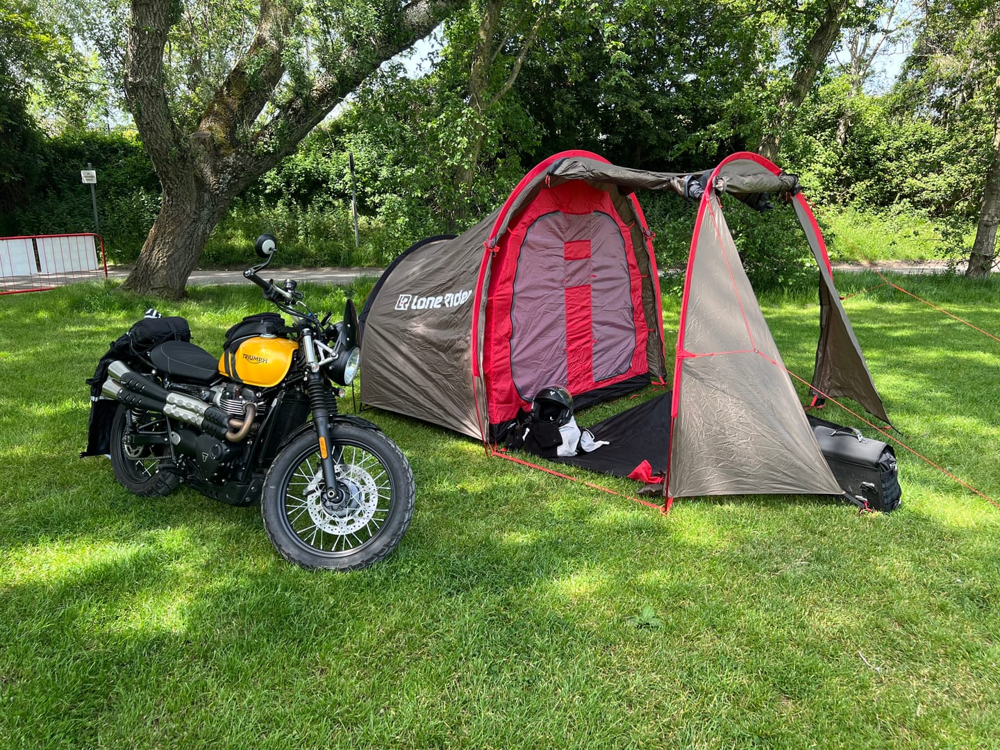 Customer photo review of MotoTent Awning Kit