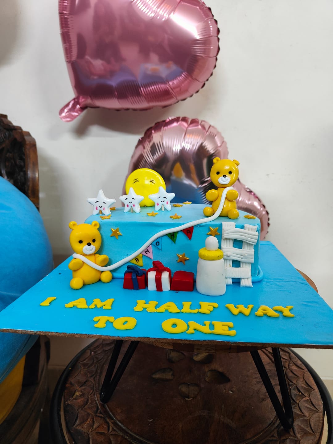 Customer photo review of Teddy 6 Months Cake