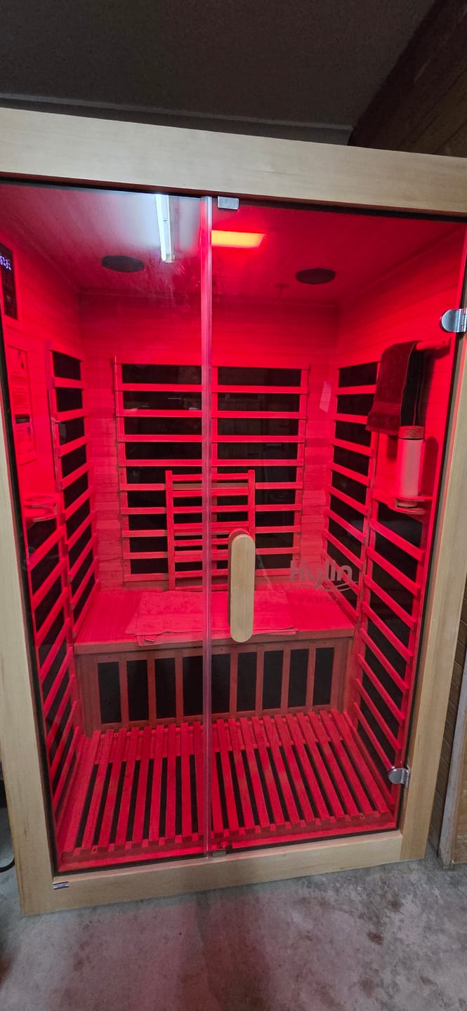 Customer photo review of Kylin Low EMF Carbon Infrared Sauna Room 2 Person H6203 (Floor Heater included)