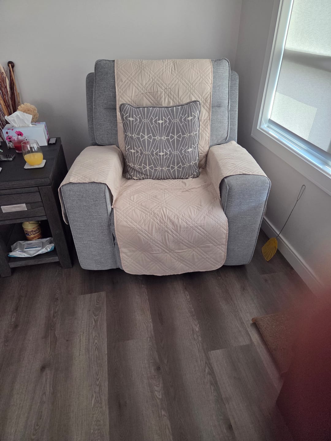 Customer photo review of Waterproof Recliner Chair Cover with Double Straps