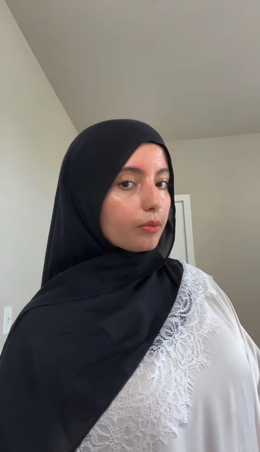 Customer photo review of Midnight Lace Modal