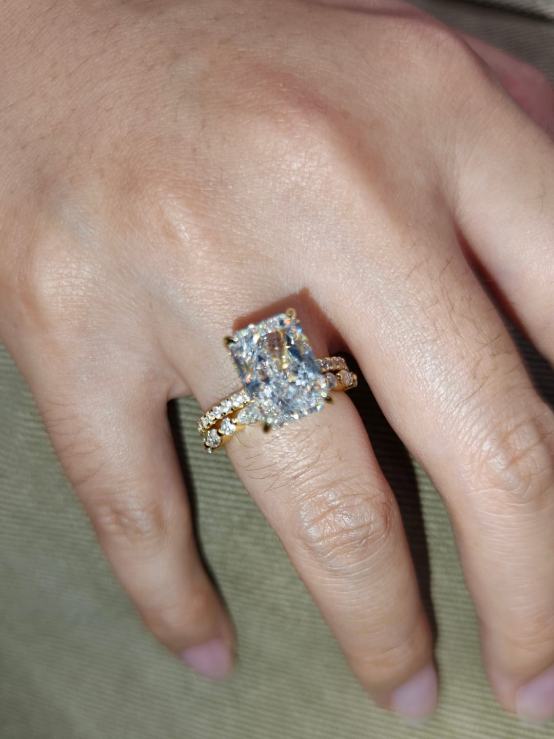 Customer photo review of S925 4.5Ct Radiant Cut Hidden Halo Wedding Set Brilliance in Every Angle Stackable RIngs