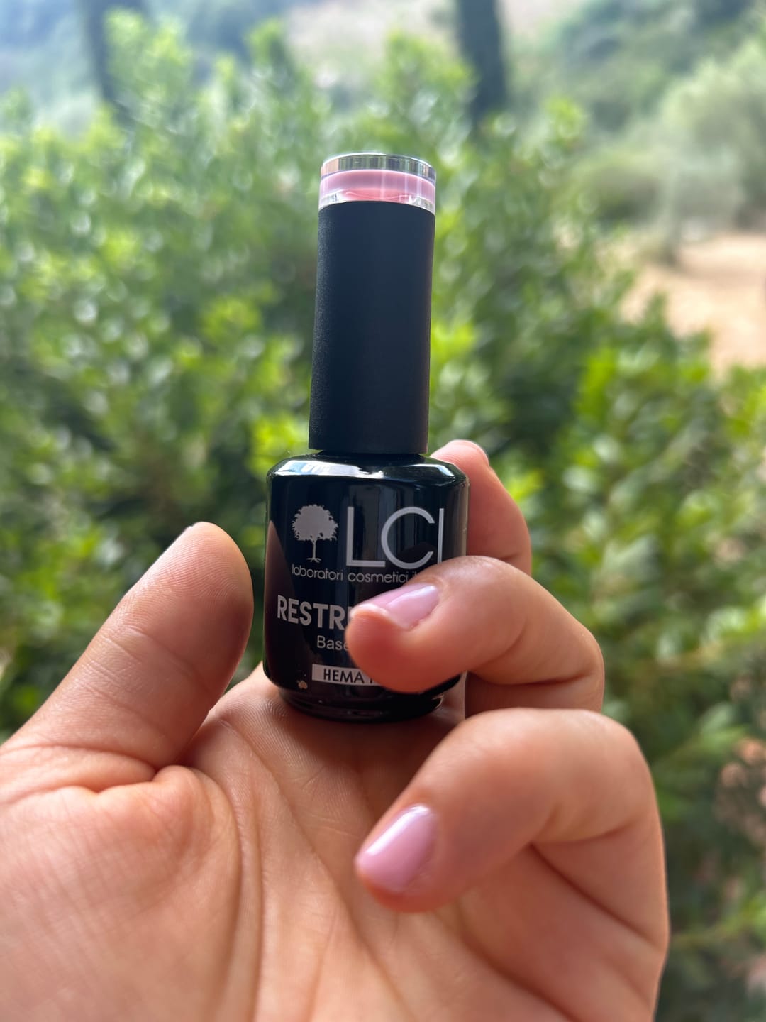 Customer photo review of Restructura Base&Go 08 - Rubber Base Hema Free - 15 ml  LCI
