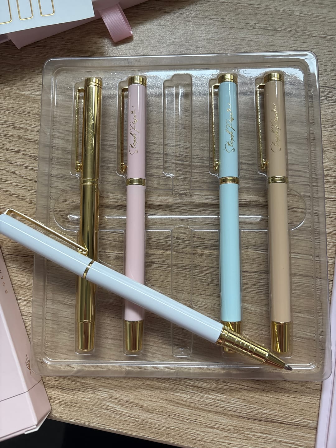 Customer photo review of The Signature Five Pen Pack - GOLD