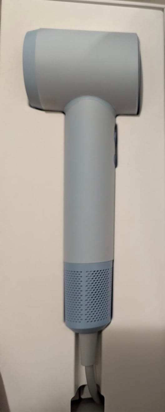 Customer photo review of Laifen Mini · High-Speed Hair Dryer