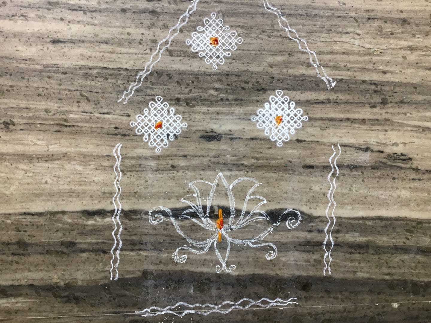 Customer photo review of Traditional Kolam Pattern Wooden Kolam  Stencil 5x5 inch