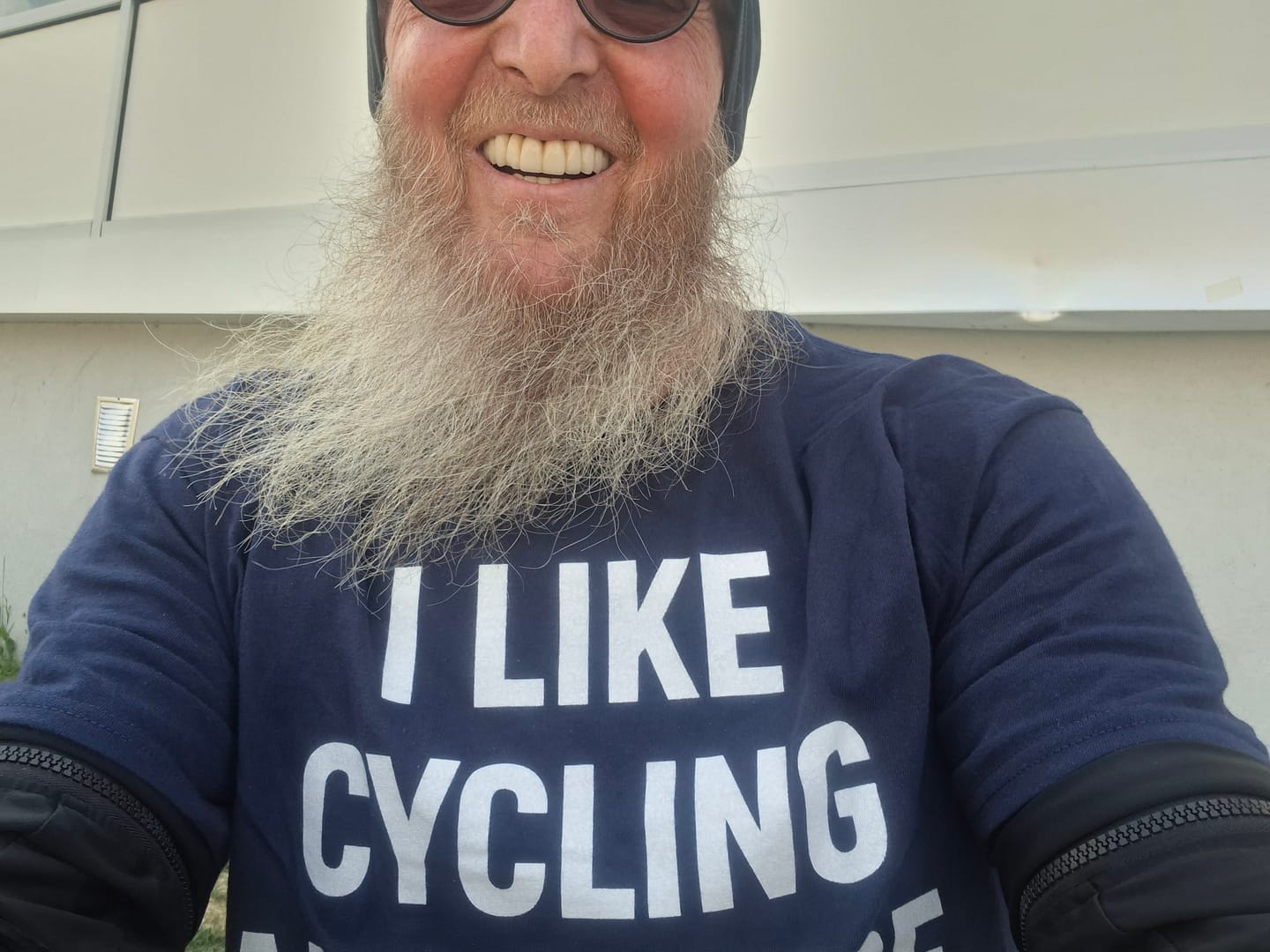 Customer photo review of CYCLING AND 3 PEOPLE 028 T Shirt