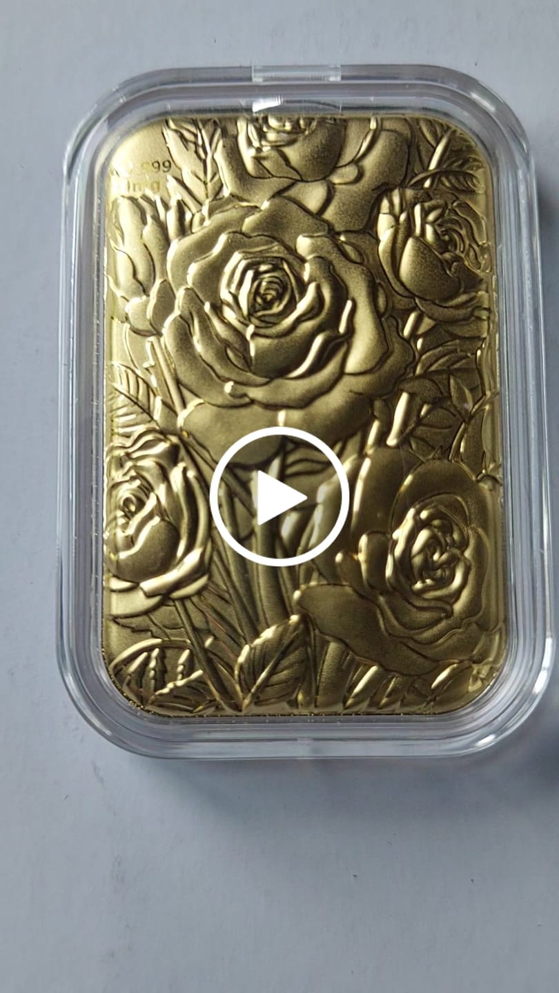 Customer video review of 24K Yellow Gold Essential Rose Piece