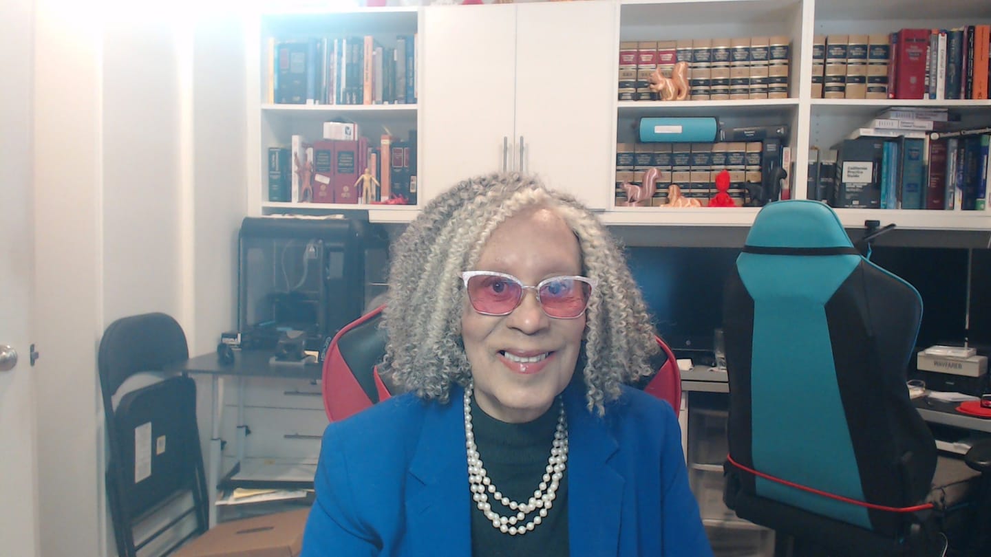 Customer photo review of Luvwin 5x5 Deep Curly More Salt Frontal Salt And Pepper Glueless Gray Color Pre-Cut Lace Bob Wig