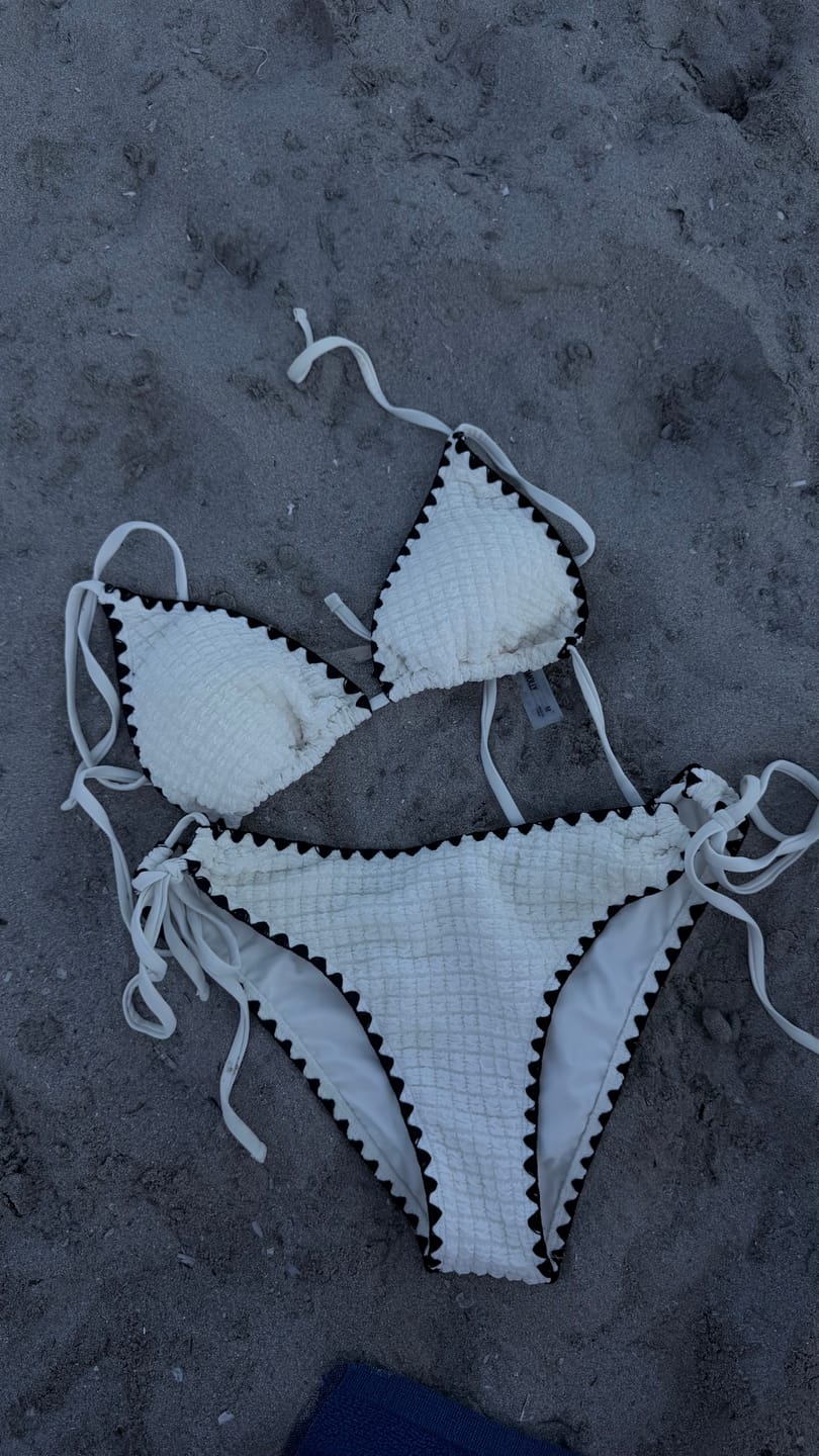 Customer photo review of Last Chance Triangle Bikini Set
