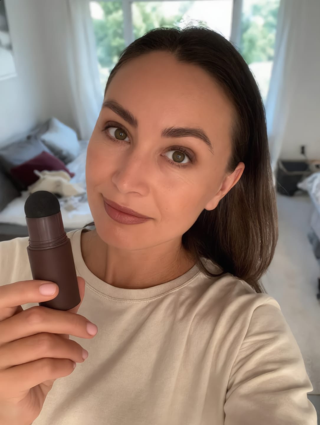 Customer photo review of Stick Corrector de Canas y Línea del Cabello